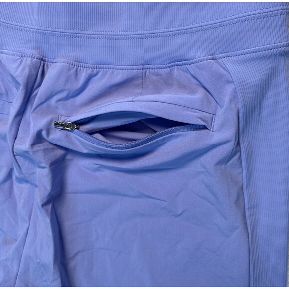 ATHLETA Brooklyn Shorts Size 8 Periwinkle Lightweight Stretch Pockets 4” Inseam - Picture 8 of 10